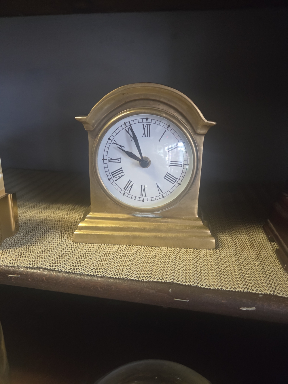 Vintage Brass Finish Mantel Clock - Gold Roman Dial